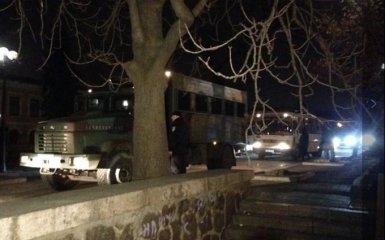 Подразделения Нацгвардии приехали в центр Киева