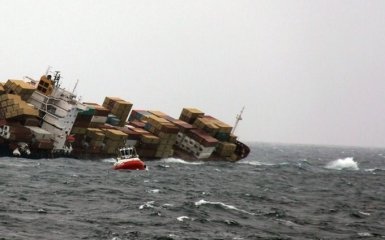 В Черном море затонул сухогруз РФ с экипажем на борту