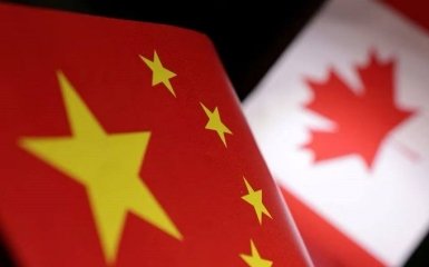 Канада выслала китайского дипломата за преследование депутата парламента