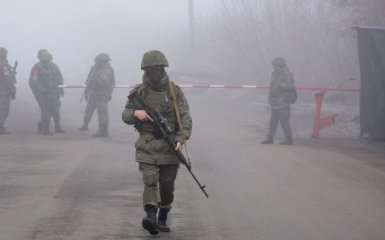 Окупанти на Донбасі оголосили про примусовий призов на "службу"