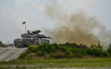 Шведські танкісти високо оцінили досвід ЗСУ в боях на Донбасі: опубліковані фото і відео