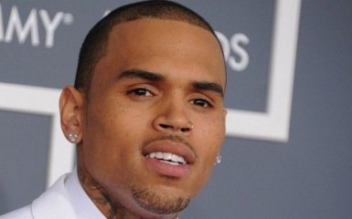 В США разыгрался скандал с задержанием известного музыканта