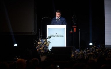 На жаль, я не можу: Зеленський звернувся до українців