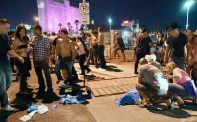 Американские СМИ показали видео и фото с гостиничного номера стрелка из Вегаса