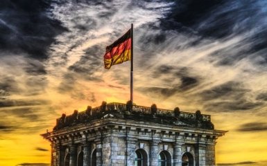 Мы должны защищаться - Германия неожиданно стала угрожать США