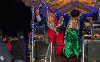 Унікальні костюми та запальні танці: чим цьогоріч дивувала вашківецька Маланка