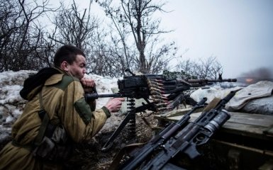 За прошлые сутки боевики 24 раз обстреливали позиции сил АТО (видео)