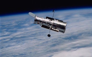 Телескоп Hubble сфотографировал "призрачную" галактику в 73 млн световых лет от Земли