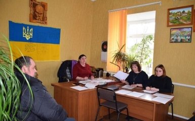 Евакуація українців з Китаю: чому депутати в Нових Санжарах б'ють на сполох