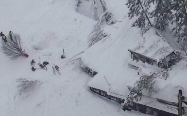 З'явилося відео з італійського готелю, похованого лавиною: стали відомі нові деталі