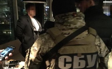 В Одессе военные попались на огромной взятке: опубликованы фото