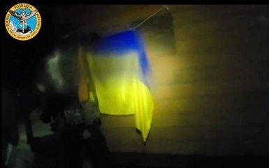 Операція "Пробудження сили". Як українські військові встановили прапор у Криму 24 серпня