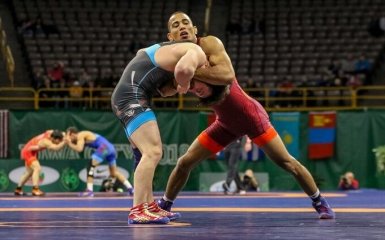 Об'єднаний союз боротьби скасував відсторонення атлетів з Росії та Білорусі від міжнародних змагань