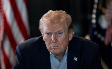 Trump increases pressure on Ukraine and Zelensky