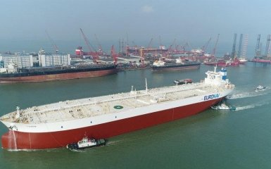 Нафтовий танкер