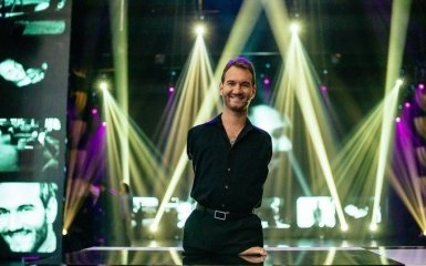 До Києва приїхав знаменитий Нік Вуйчич: з'явилися яскраві фото