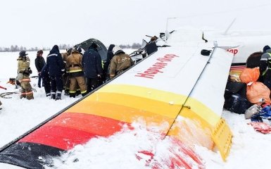 Авіакатастрофа із загиблими в Росії: з'явилася попередня причина