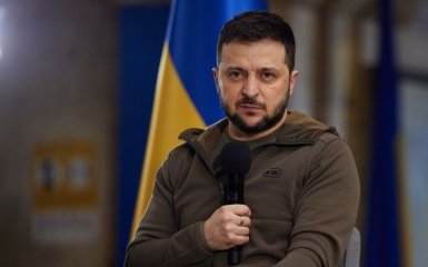 Зеленський заборонив діяльність проросійських партій в Україні