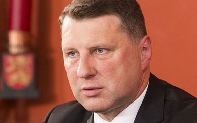 Президент Латвії їде на Донбас: названа причина