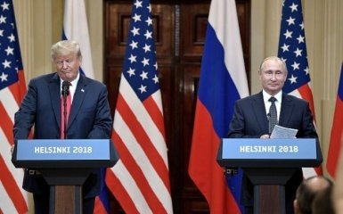 Постарались: монету к саммиту Трампа и Путина выпустили с тремя ошибками