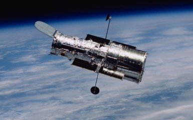 Хаббл показав фото двох пересічних галактик