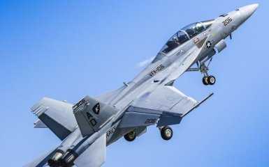 Пентагон согласился обучать украинских пилотов на F-16 при одном условии