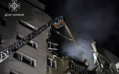 Шахед атаковал многоэтажку в Днепре