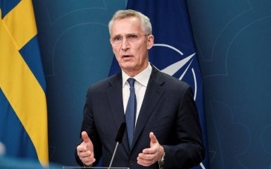 Столтенберг заявил об угрозе потери Бахмута в ближайшие дни