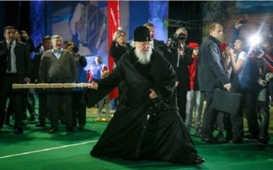 Путинский патриарх насмешил русской народной игрой: сеть взорвалась фотожабами
