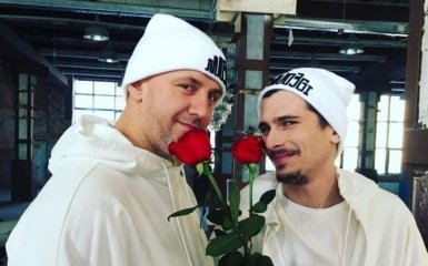 Потап повторил скандальный поцелуй Каменских и своей подопечной: опубликовано фото