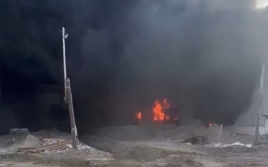 В Брянске загорелся военный госпиталь