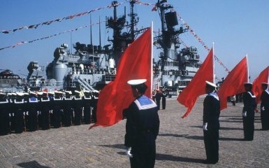 Китай использует военные учения для имитации атак на корабли США