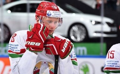 Лукашенко жорстко покарає хокеїстів за позорище в Росії: опубліковано відео