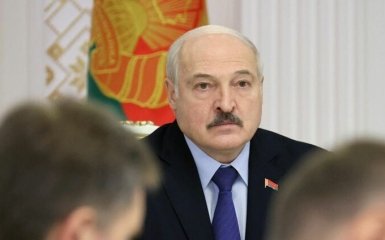 Лукашенко заговорил об усилении КГБ