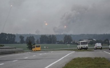 Вибухи і полум'я в Калинівці: з'явилося видовищне відео з повітря