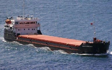 Аварія російського корабля з українцями: знайдені тіла двох загиблих, а в трюмах могли бути нафтопродукти