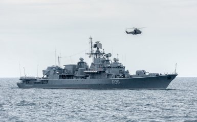корабель НАТО