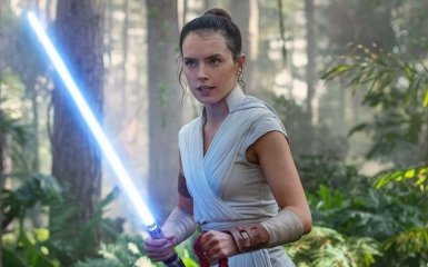 Lucasfilm анонсував три нових фільми із серії "Зоряні війни". Дейзі Рідлі повернеться до ролі Рей