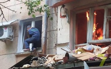В одеській п'ятиповерхівці прогримів вибух, є загиблий: з'явилися фото
