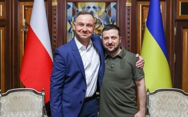 До Києва з неоголошеним візитом прибув президент Польщі Дуда