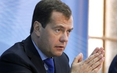 Медведев проводит встречу с кумом Путина Медведчуком: что обсуждают