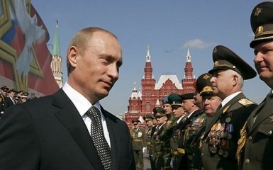 Разведка показала фото российских командиров боевиков Донбасса