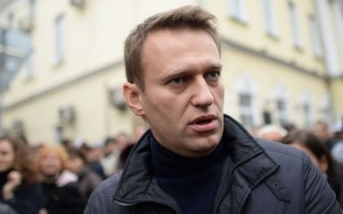 Навальний дізнався, що соратник Путіна через 40 днів після смерті полетів із США