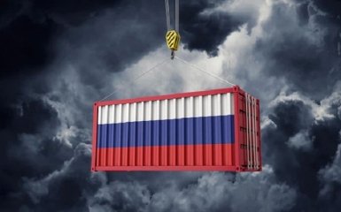 Україна повністю заборонила експорт товарів до Росії