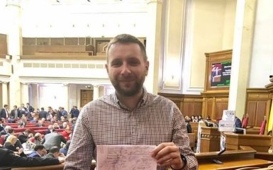 Парасюк предложил снести Верховную Раду и объяснил зачем