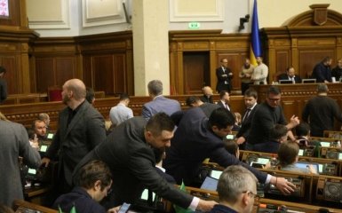 У Раді зупинили розгляд відкритого ринку землі - що сталося