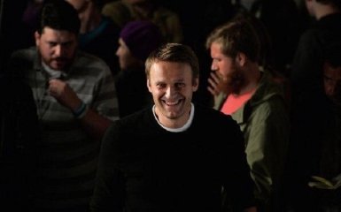 Малюк та коматозник: Навальний розсмішив мережу новим фото