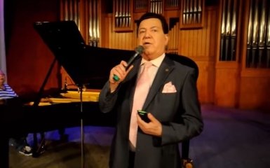 Кобзон со звездами на груди спел в оккупированном Луганске: появилось видео