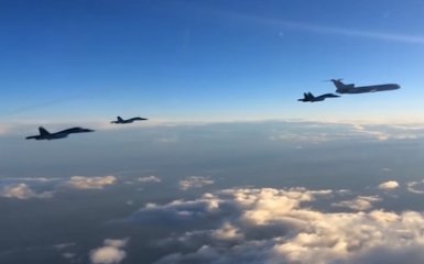В сети появилось видео вывода первой группы самолетов РФ из Сирии