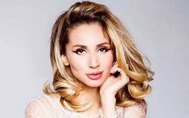 Россияне засняли Лободу на пляже в пикантном виде: опубликованы фото